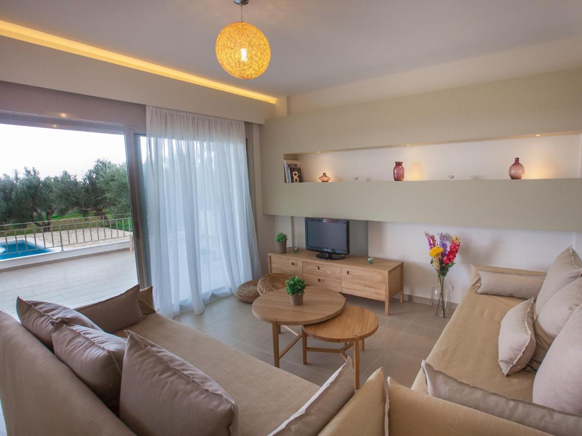 Abelia Luxurious Villas ฟีนีคุนตา ห้อง รูปภาพ