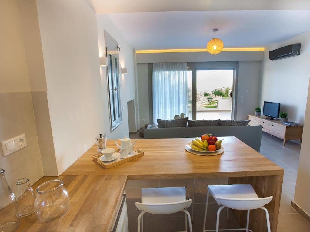 Abelia Luxurious Villas ฟีนีคุนตา ภายนอก รูปภาพ