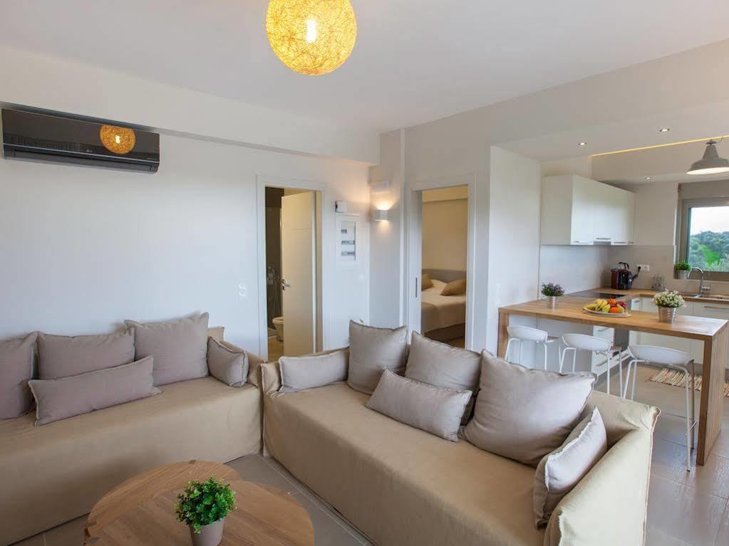 Abelia Luxurious Villas ฟีนีคุนตา ภายนอก รูปภาพ