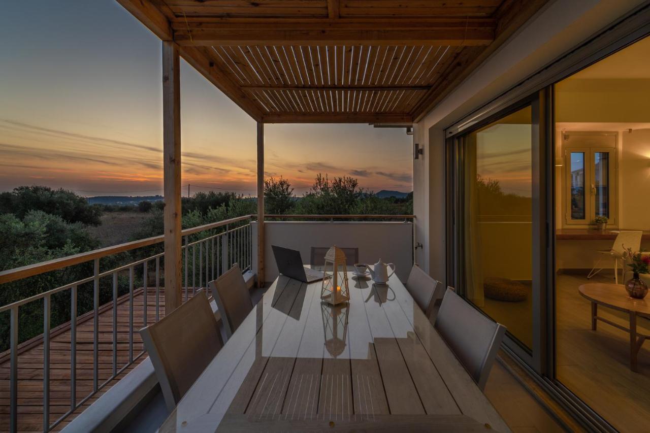 Abelia Luxurious Villas ฟีนีคุนตา ภายนอก รูปภาพ