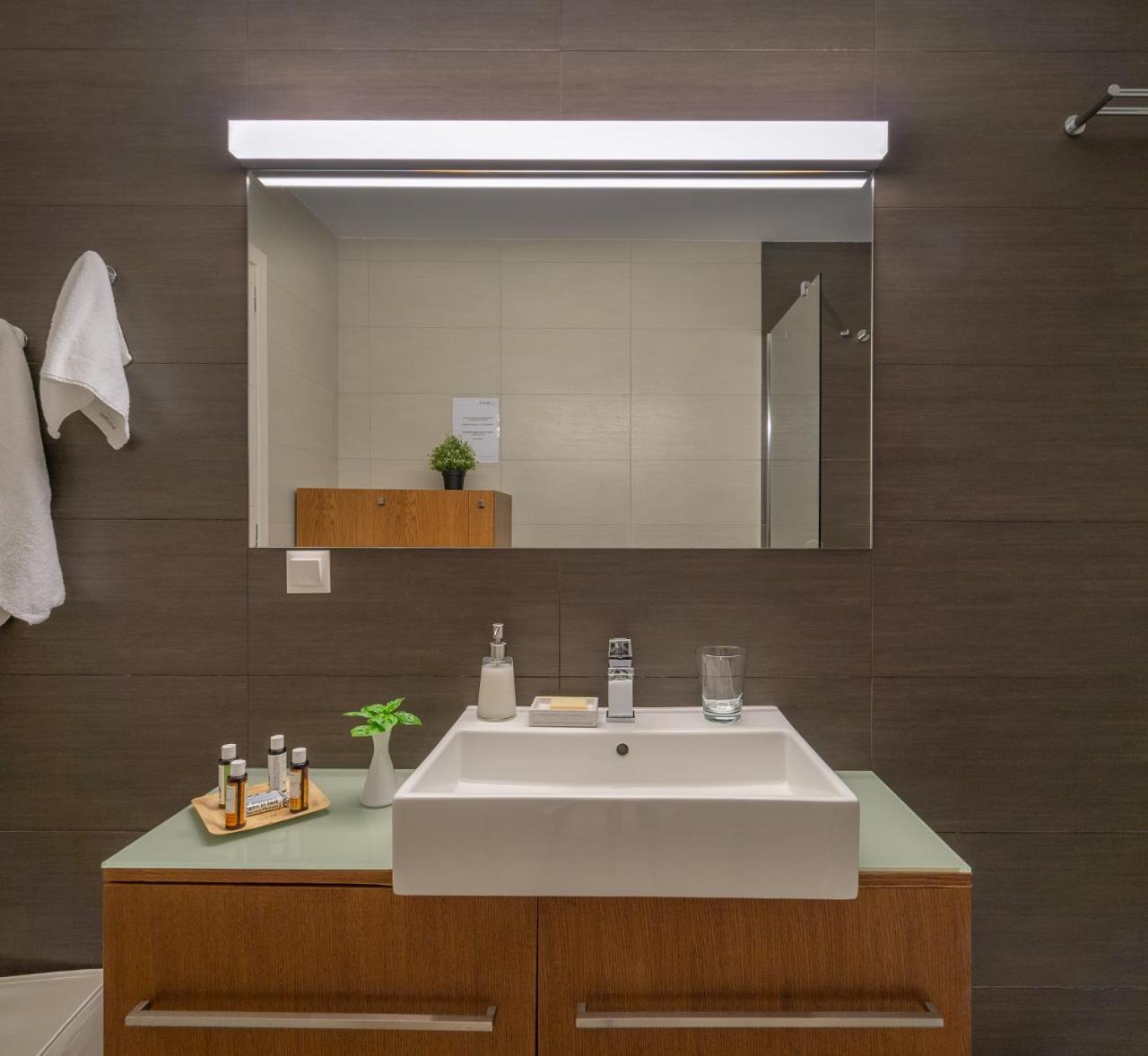Abelia Luxurious Villas ฟีนีคุนตา ภายนอก รูปภาพ
