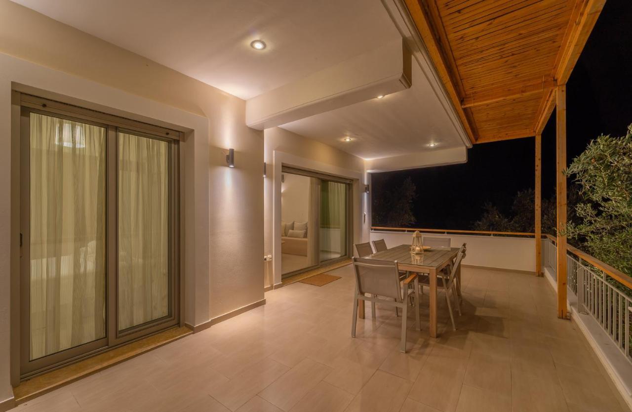 Abelia Luxurious Villas ฟีนีคุนตา ภายนอก รูปภาพ